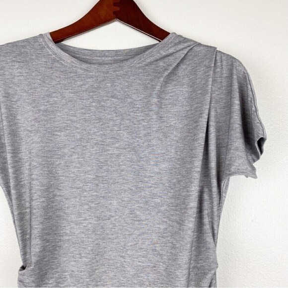 Athleta Essence Pleated Ruched Lightweight Short Sleeve Tee Gray Size XXS - Picture 3 of 6